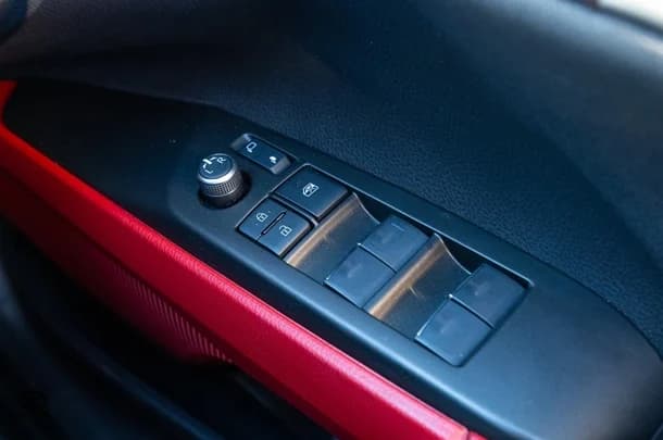 2023 TOYOTA Camry Hybrid SX image 23