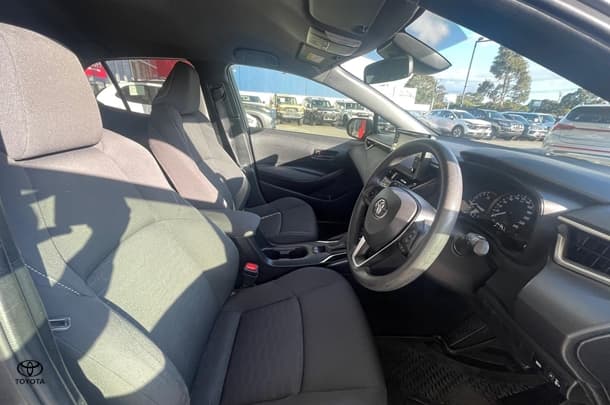 2022 Toyota Corolla Ascent Sport image 11