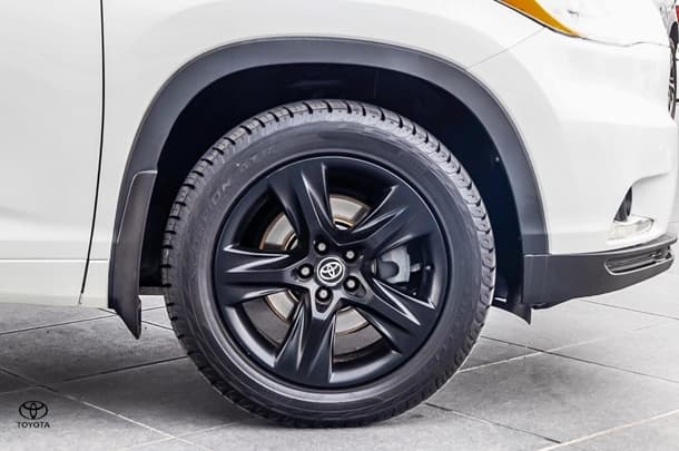 2016 Toyota KLUGER AWD GRANDE image 13