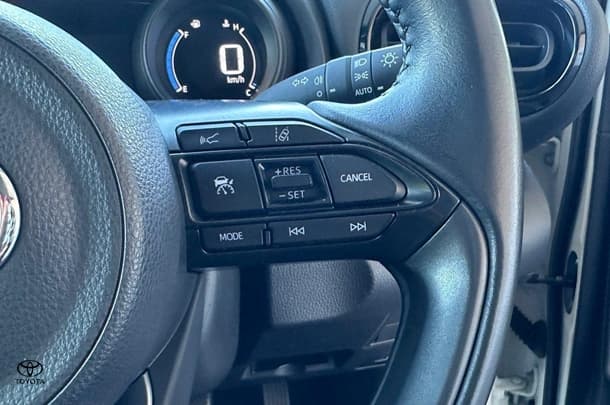 2022 Toyota Yaris Cross Hybrid GX image 20