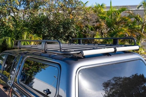 2024 TOYOTA Hilux 4x4 SR5 image 27
