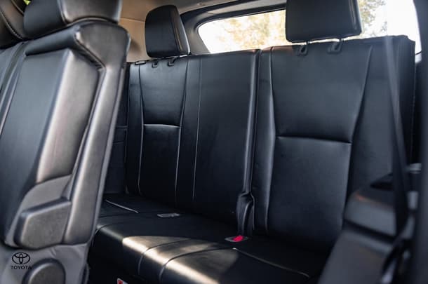 2022 Toyota KLUGER HYBRID AWD GRANDE image 20