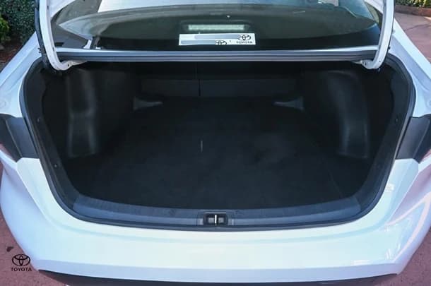 2021 TOYOTA Corolla Sedan SX image 21