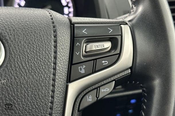 2022 Toyota Prado Kakadu image 25