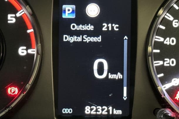 2021 Toyota Hilux SR5 image 22