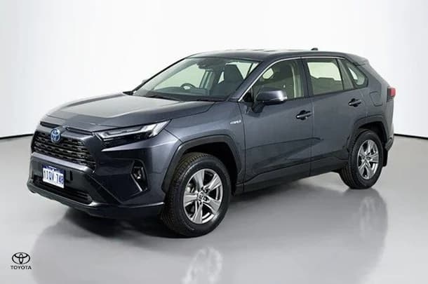 2023 Toyota Rav4 Hybrid GX image 4