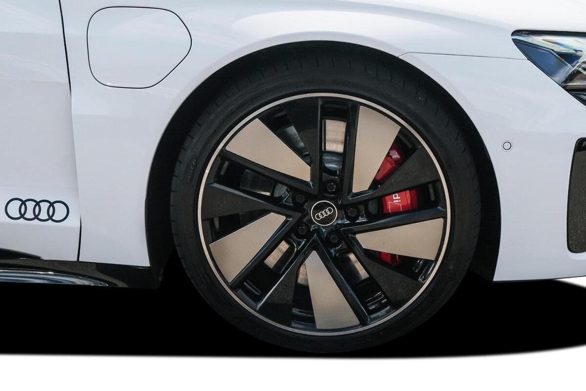 2024 Audi RS e-tron GT Auto e-quattro MY24 image 16
