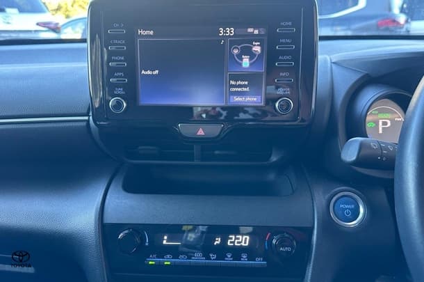 2022 Toyota Yaris Cross Hybrid GX image 22