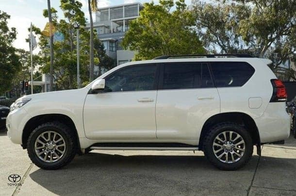2019 Toyota Prado Kakadu image 18