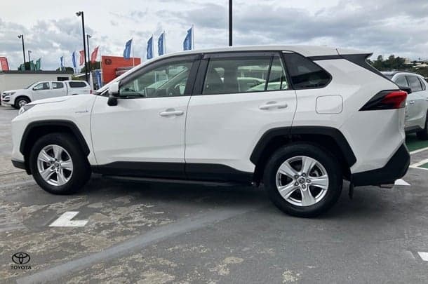 2020 Toyota Rav4 Hybrid GX AWD image 9