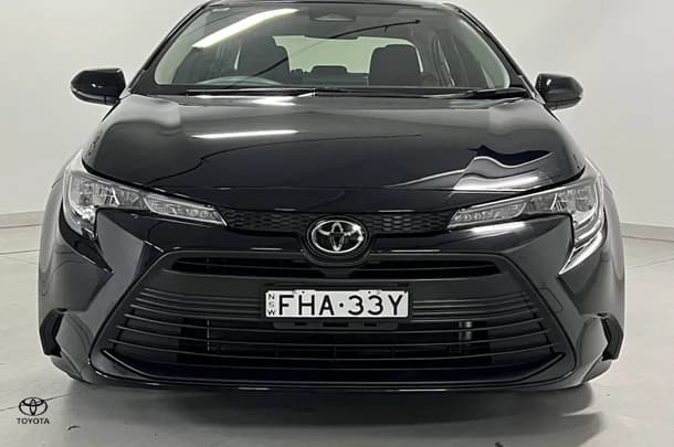 2024 Toyota Corolla Ascent Sport image 3
