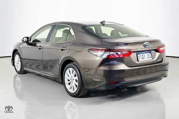 2023 Toyota Camry Hybrid Ascent image 6