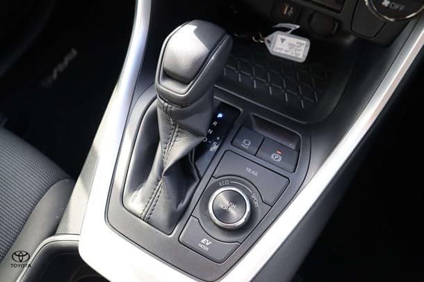 2023 Toyota RAV4 Hybrid GX AWD image 30