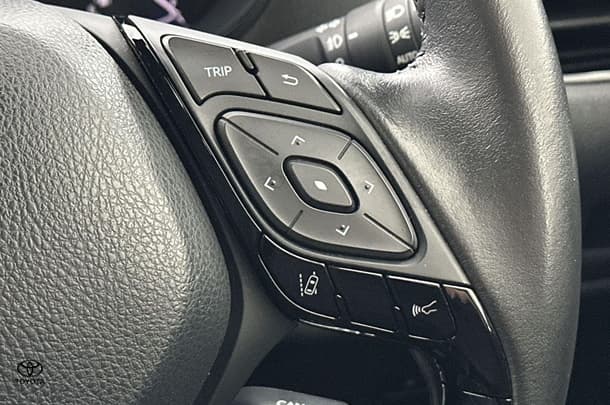 2023 Toyota CH-R GXL-2WD image 19