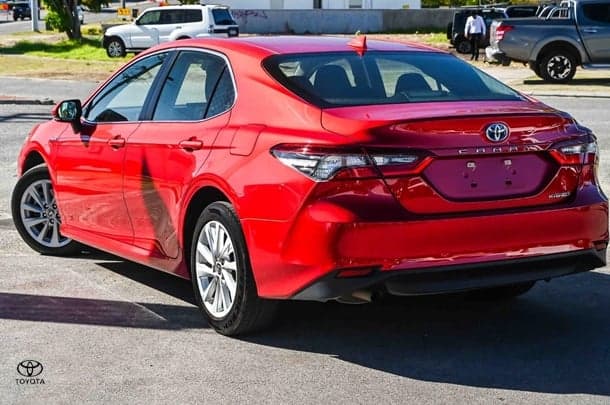 2023 Toyota Camry Hybrid Ascent image 2