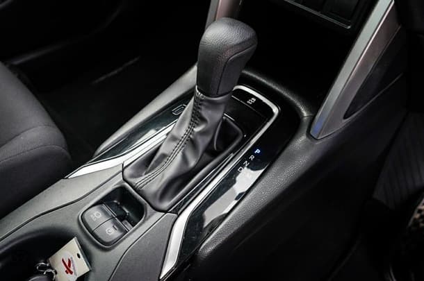 2024 Toyota Corolla Cross GX image 20