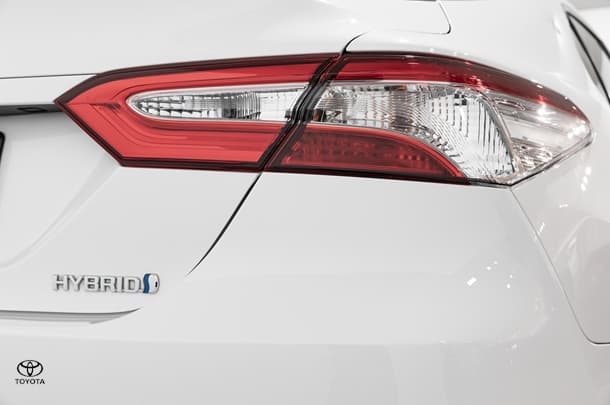 2019 Toyota Camry Hybrid Ascent image 14