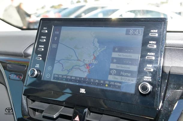 2021 Toyota Camry Hybrid SL image 13
