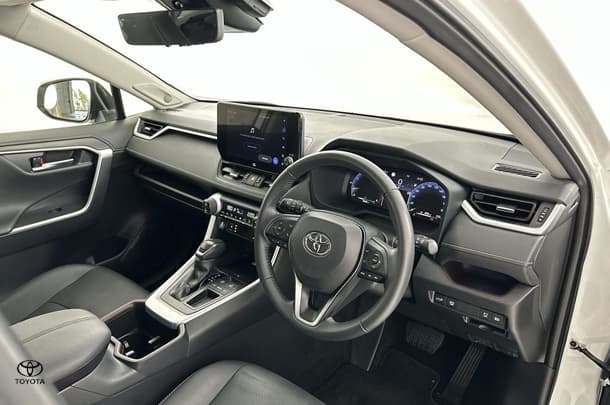 2022 Toyota RAV4 Cruiser 2WD image 16
