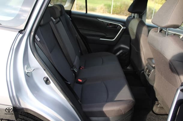 2023 Toyota RAV4 Hybrid GX AWD image 15