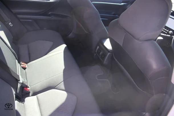 2020 Toyota Camry Ascent image 16