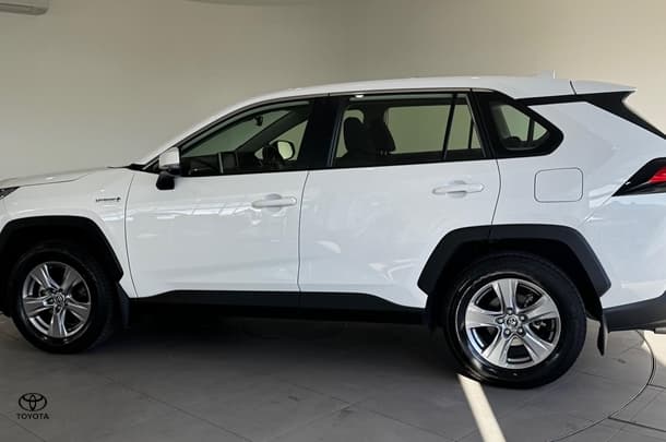 2021 Toyota Rav4 Hybrid GX AWD image 8