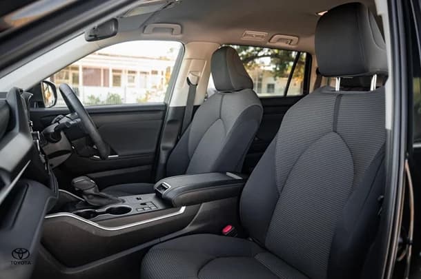 2024 Toyota KLUGER HYBRID GX AWD image 17