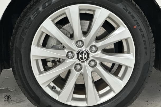 2020 Toyota Camry Hybrid Ascent image 10