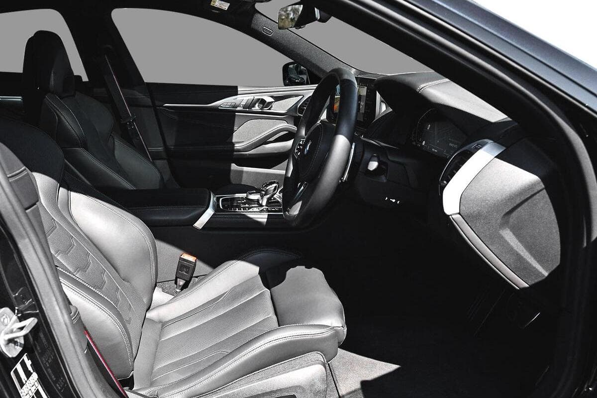 2024 BMW 8 Series 840i M Sport G16 LCI Auto image 4
