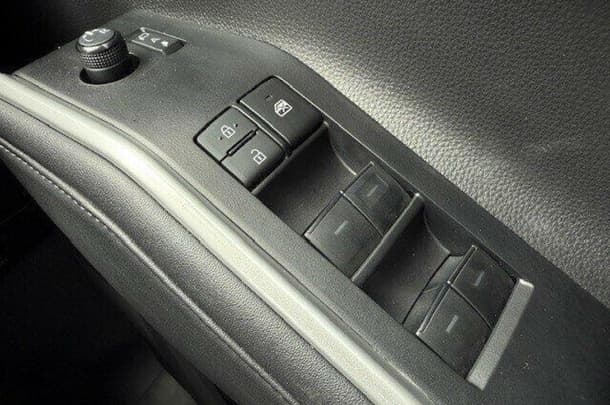 2023 Toyota KLUGER GXL AWD image 18