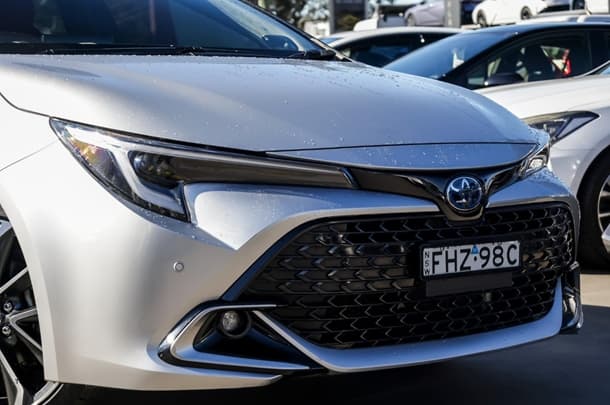 2023 Toyota Corolla ZR image 18