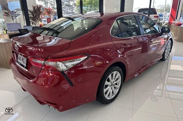2019 Toyota Camry Ascent Sport image 8