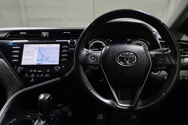 2020 Toyota Camry Hybrid Ascent Sport image 13