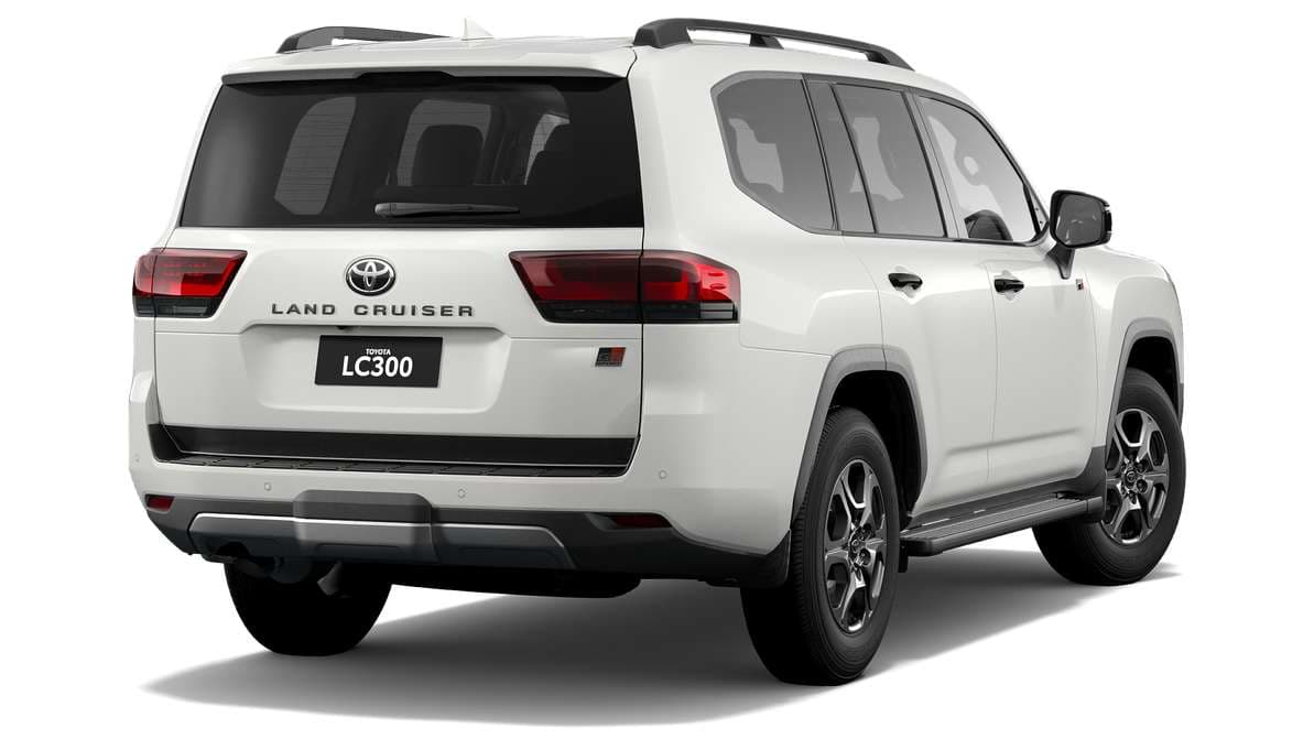 2025 Toyota LandCruiser 300 GR Sport Automatic image 3