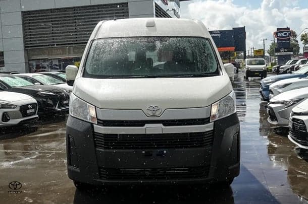 2025 Toyota HIACE SLWB image 3