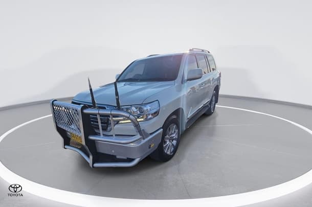 2021 Toyota Landcruiser Sahara image 7