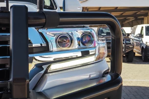 2021 Toyota Landcruiser VX image 15