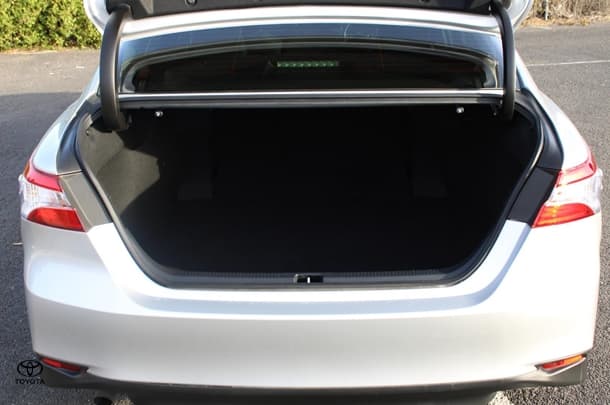 2020 Toyota Camry Hybrid Ascent image 14