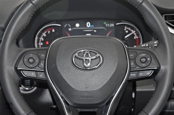 2024 Toyota RAV4 GXL-2WD image 15