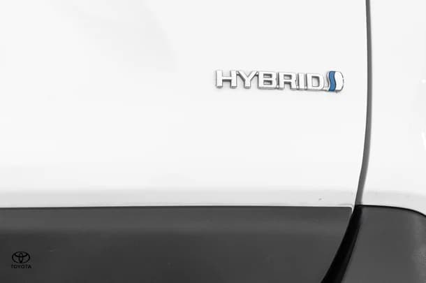 2021 Toyota RAV4 Hybrid GXL-2WD image 14