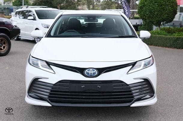 2023 Toyota Camry Hybrid Ascent image 3