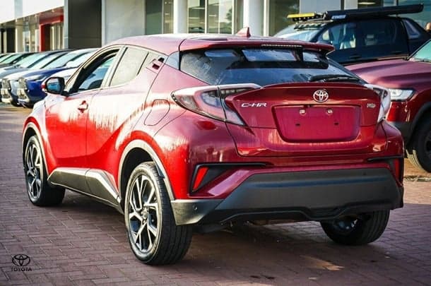 2017 Toyota C-HR L3 image 6