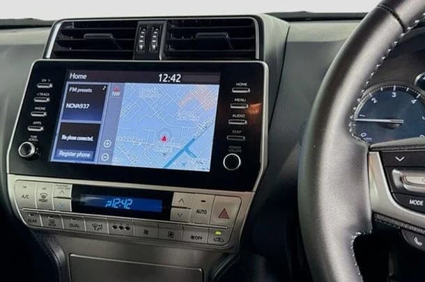 2023 Toyota Prado GXL image 13
