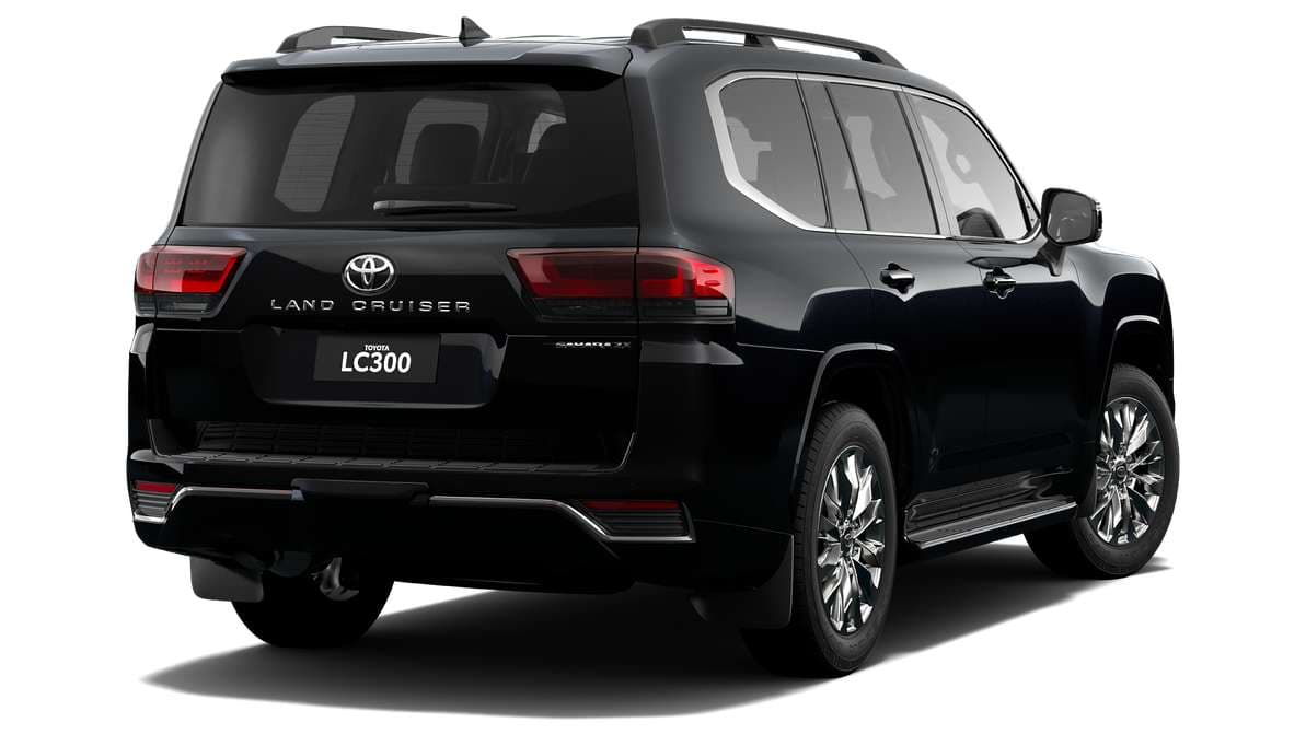 2025 Toyota LandCruiser 300 Sahara ZX Automatic image 3