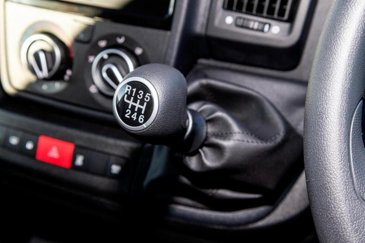 2024 Peugeot Boxer Pro LWB Manual MY23 image 18