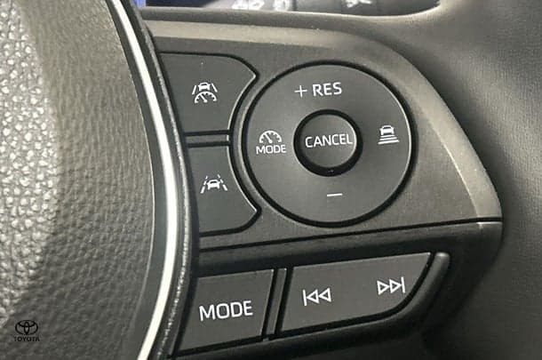 2023 Toyota Corolla Cross Hybrid Atmos AWD image 23