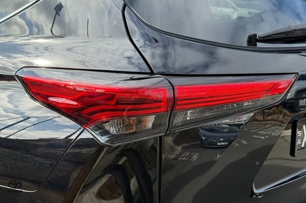2023 Toyota Kluger 4x2 GRANDE image 20