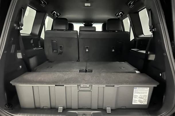 2025 Toyota Prado GXL image 14