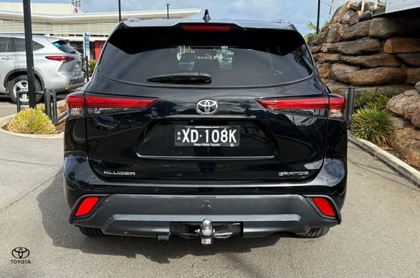 2023 Toyota Kluger 4x2 GRANDE image 5