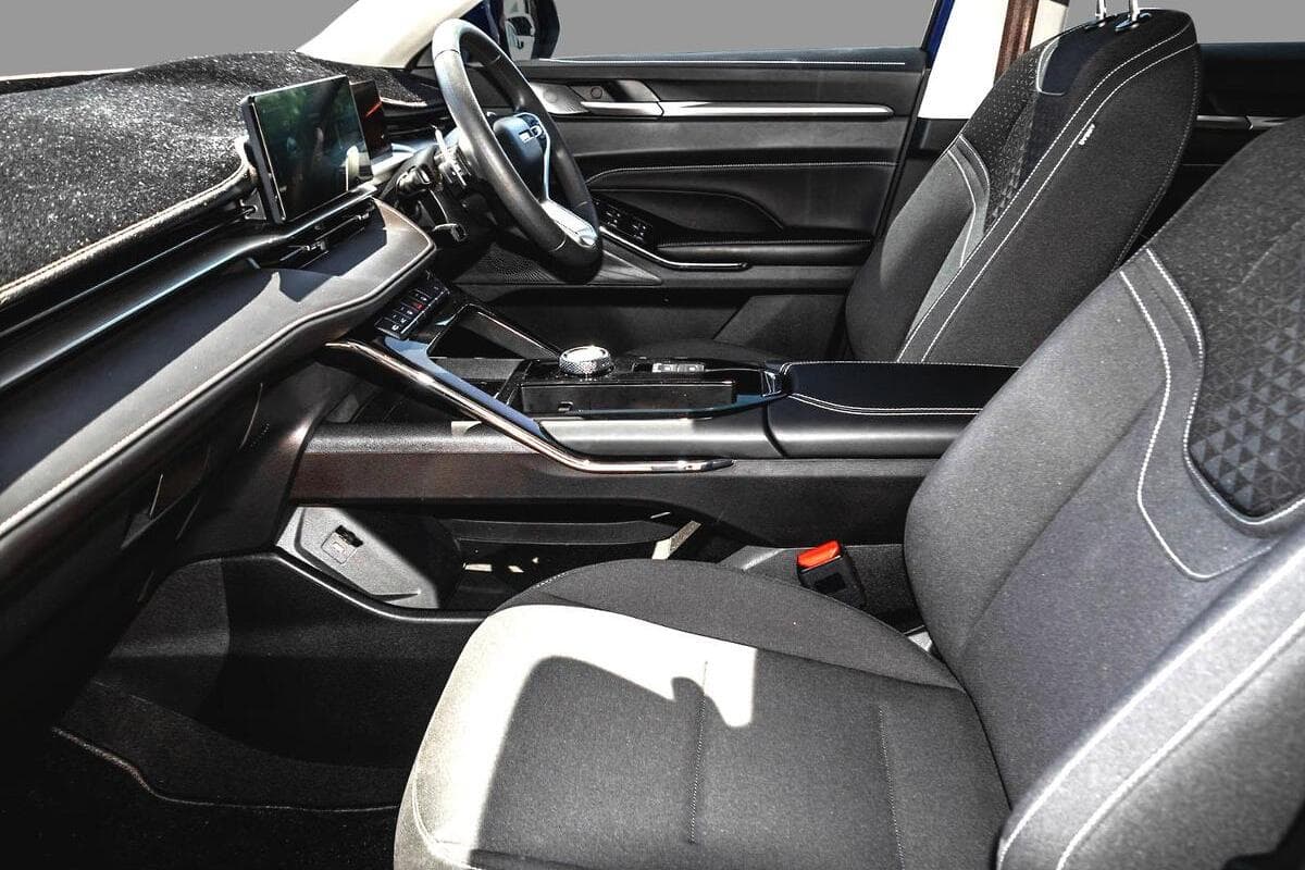 2024 GWM Haval H6 Premium Auto image 9